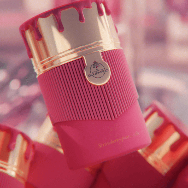 MINISTRY OF GOURMAND STRAWBERRY POUND CAKE