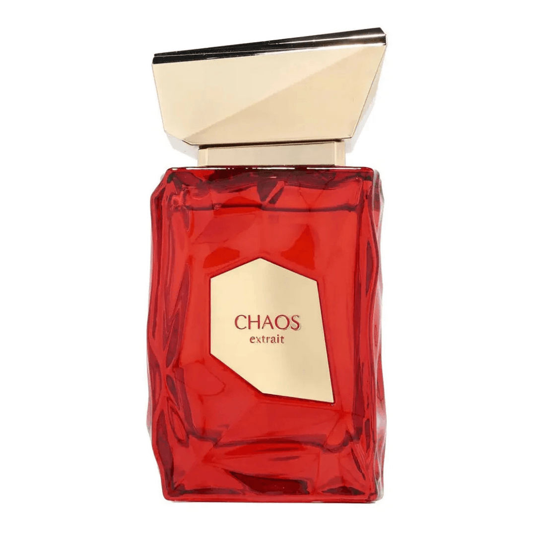Eau de parfum premium Chaos Extrait, botella roja elegante con acabado dorado sofisticado.”