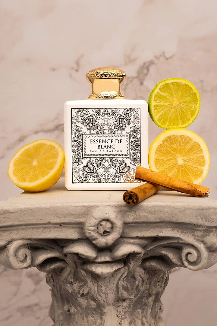 ESSENCE_DE_BLANC_PERFUME