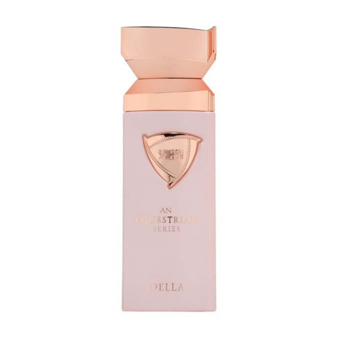 Perfume An Equestrian Series Della Eau de Parfum – fragancia femenina elegante y floral con notas dulces y amaderadas, en frasco rosa con detalles dorado rosado de lujo.